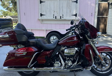 2017 HARLEY-DAVIDSON TOURING ULTRA LIMITED LOW motorcycle for rent near Port Orange, FL