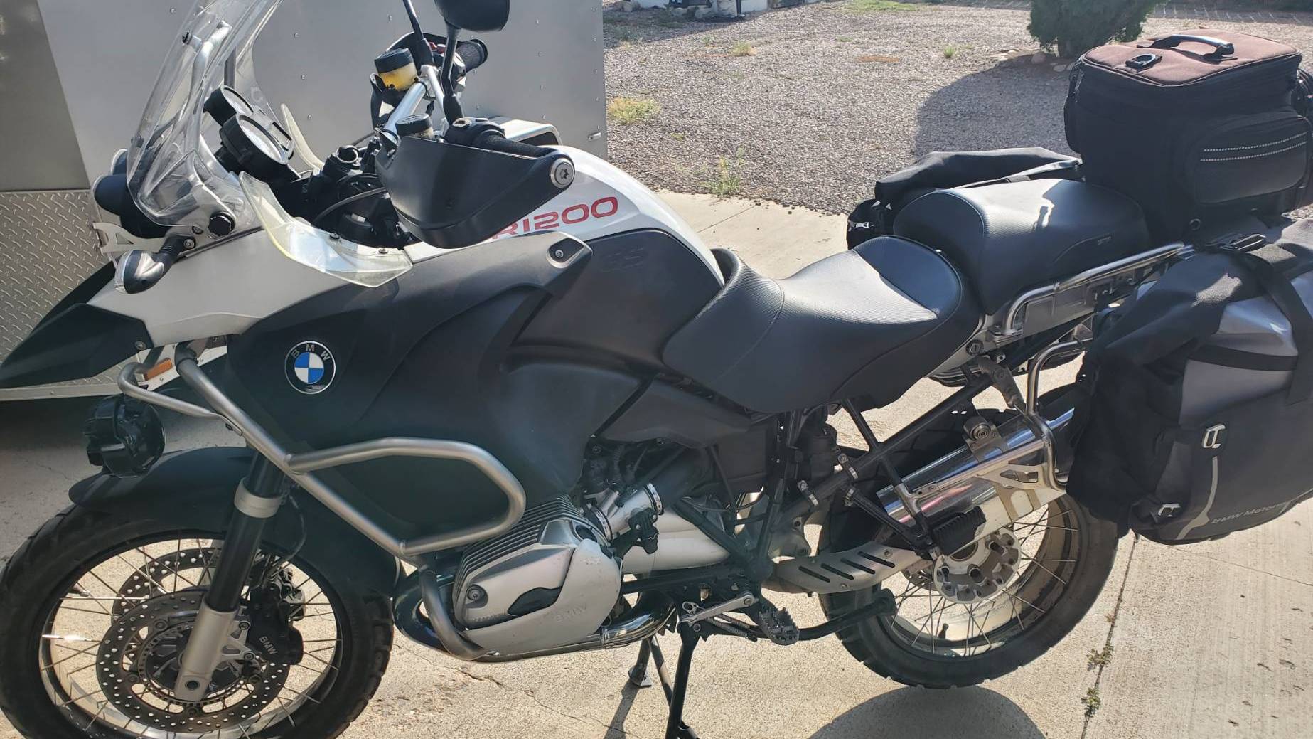 BMW R1200GS ADVENTURE for rent near Denver, CO