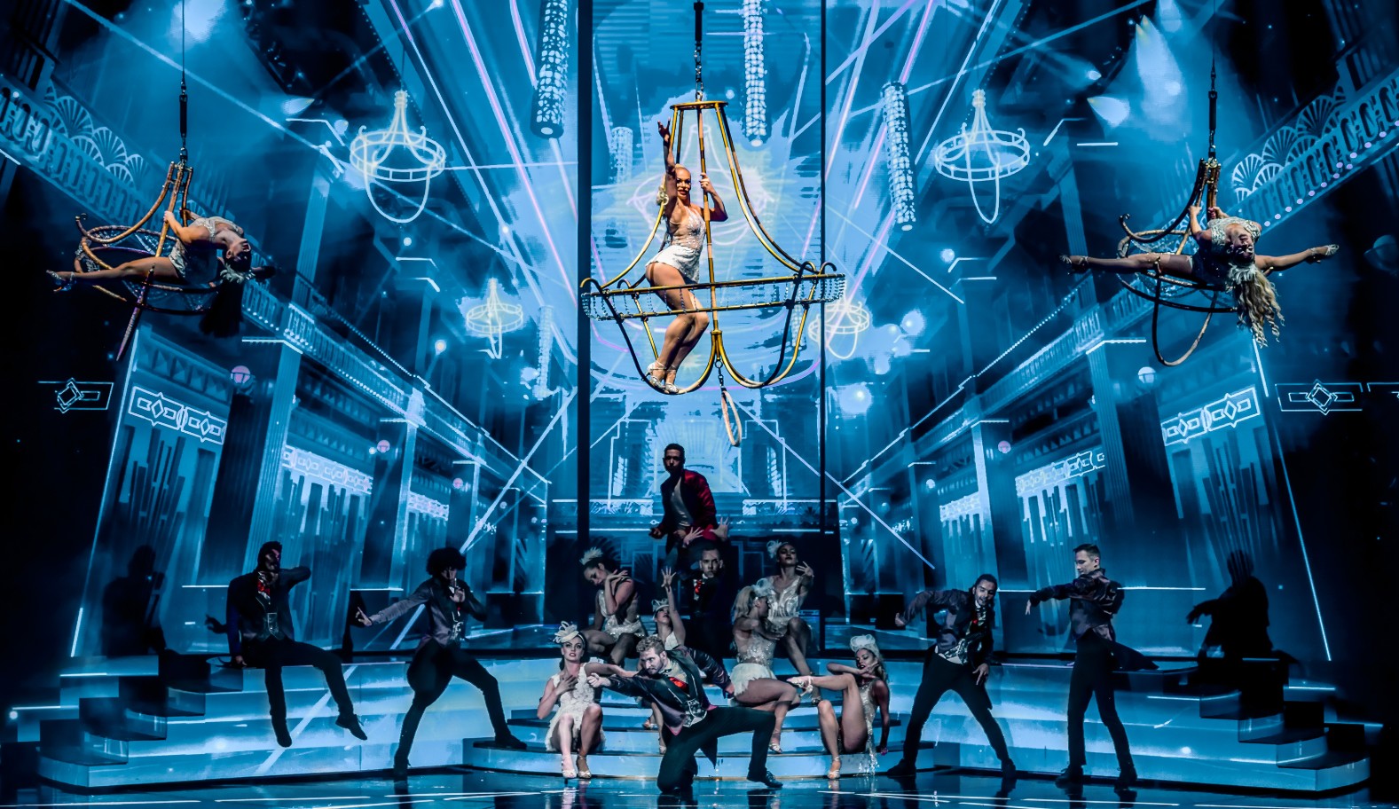 Extravaganza - The Vegas Spectacular Uploaded on 2022-02-17