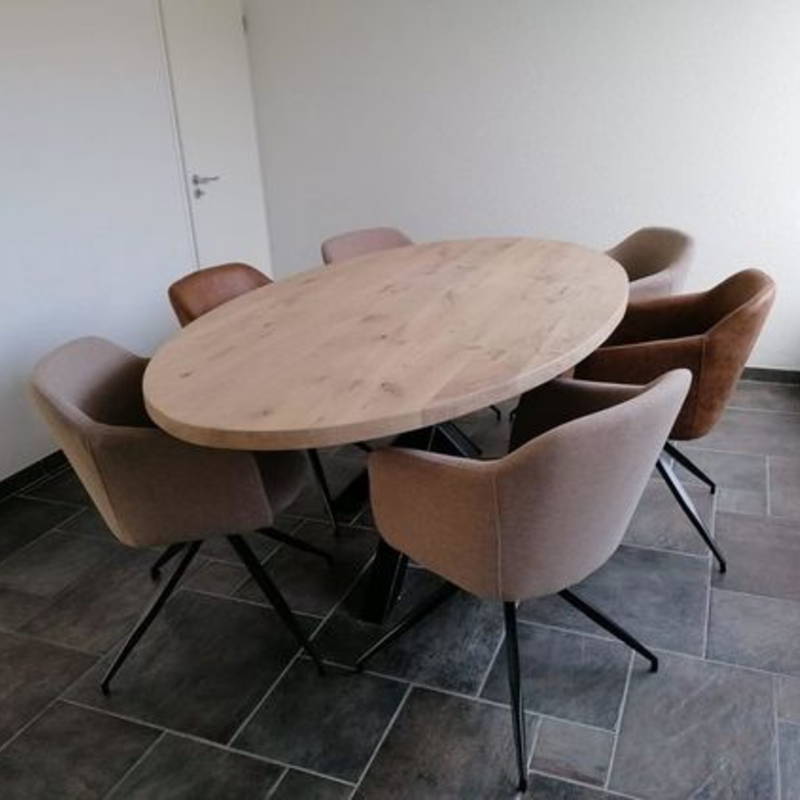Tafels op maat, klantproject Houtenmeubelshop