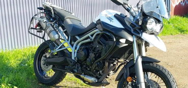 2011 TRIUMPH TIGER 800 XC motorcycle for rent near Oakland, CA
