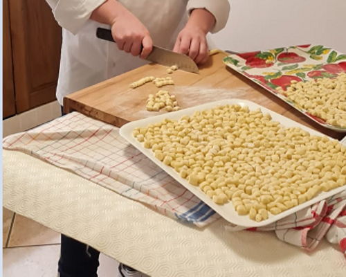 Corsi di cucina Como: Maccheroni al ferretto e cavatelli: vera cucina calabrese