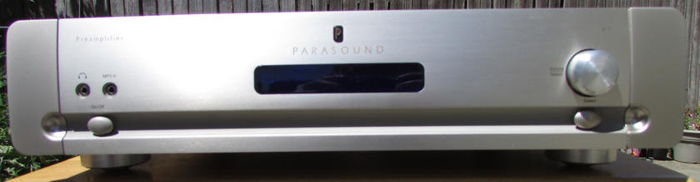 Parasound P7 ANALOG 7.1 CHANNEL PREAMP - HIGHLY REGARDE...