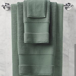Frontgate Resort Collection Turkish Cotton Bath Towels & Luxurious Softness