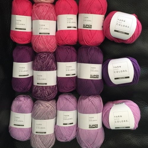 Omslagdoek gehaakt met 5 soorten Yarn and colors