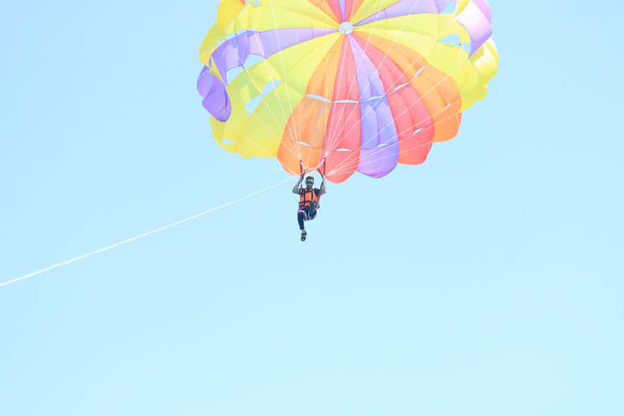 Dubai's Fantastic Parasailing Solo/Duo w/ Burj Al Arab View - photo 3