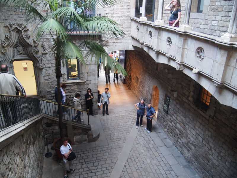 Picasso Museum: Guided tour in English, Fast access - photo 1
