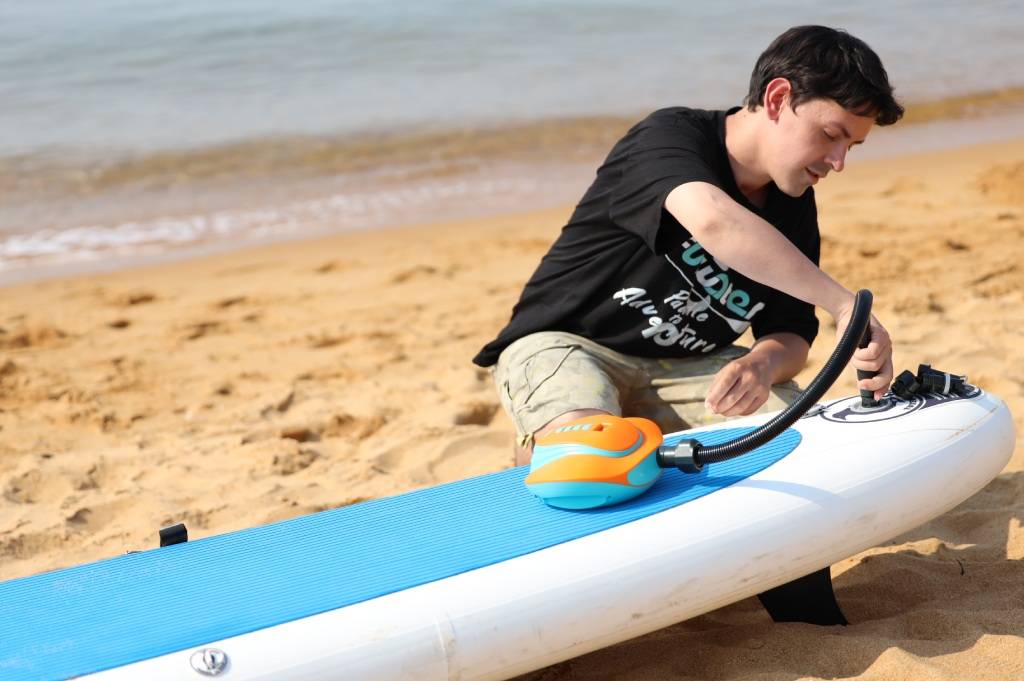 Funwater electric pump for SUP boards suitable for most inflatable paddle boards