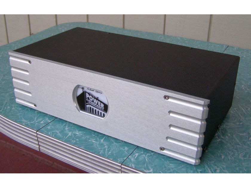 Richard Gray Power Company 1200S Power Conditioner ... Silver Face