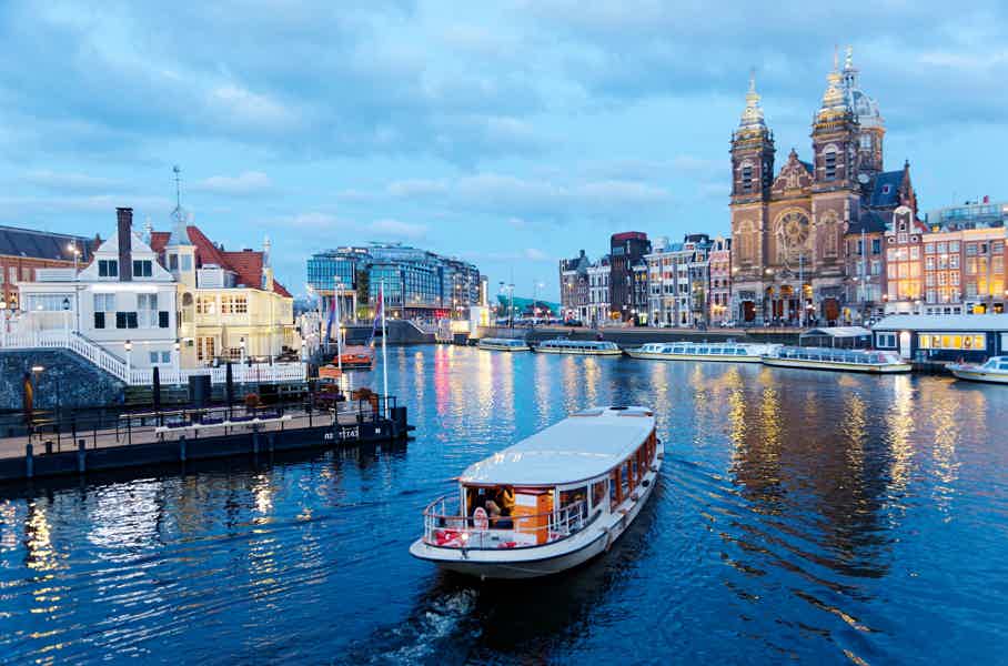 Private Boat Tour Amsterdam - 90 Min incl. welcome drink on historic saloon - photo 6