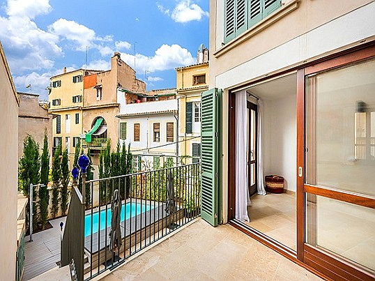  Balearic Islands
- Exterior of a Palma City apartment with terrace and swimming pool