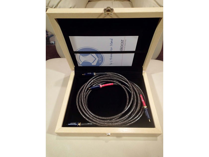 Nordost Tyr 3 meter RCA interconnect cables