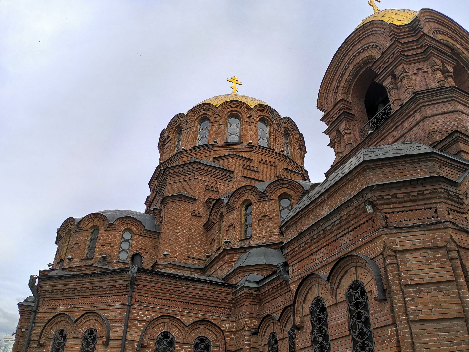 Обзорная экскурсия «Юная столица древней Сибири»