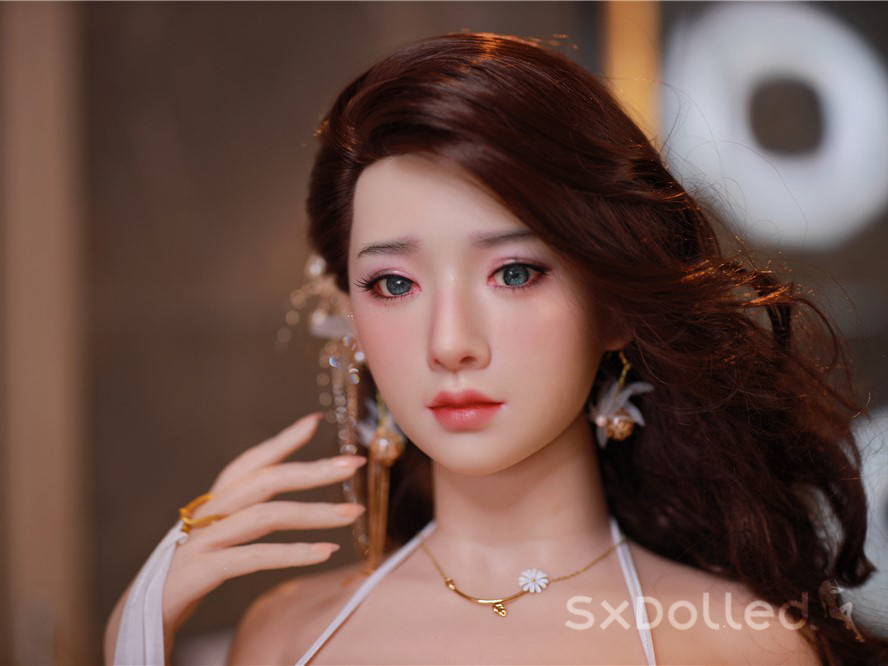 Comparing Implanted Hair Sex Dolls To Wig Sex Dolls | SxDolled