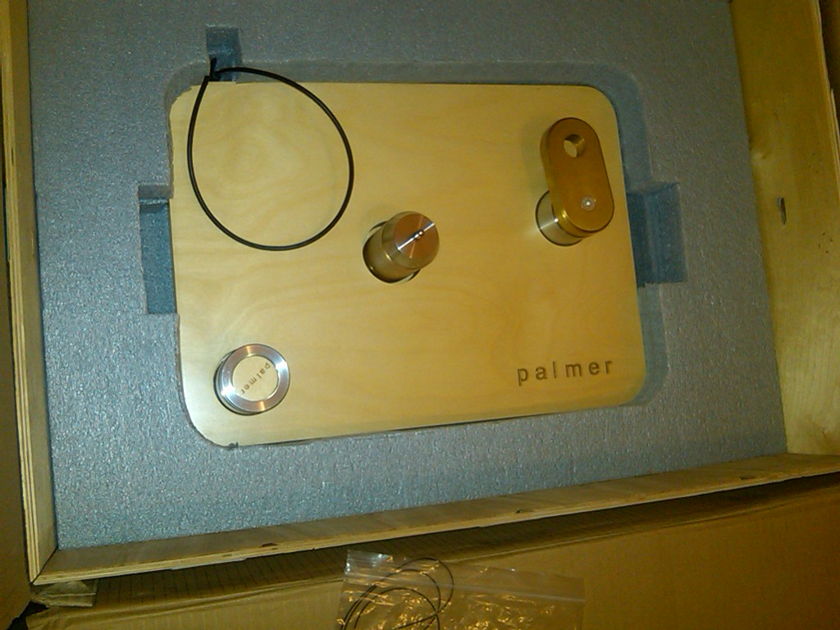 Palmer  2.5 Turntable and Silver Platter With Origin Live Conqueror MK3C Tonearm