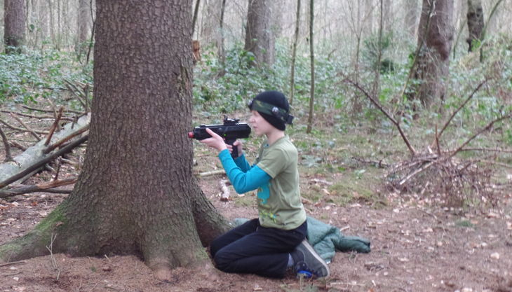 lasertreff hamburg deckung hinter baum