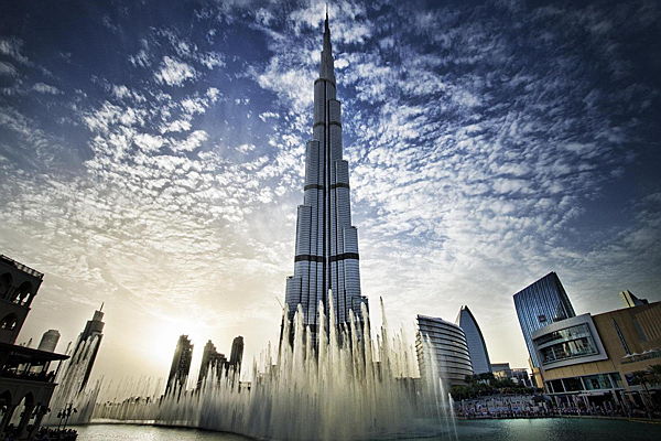  Bozen
- Burj Khalifa.jpg