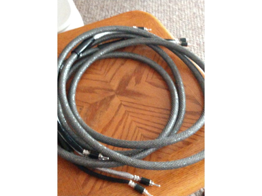 HiDiamond D7 Speaker Cables 2.8 M Bananas at both ends