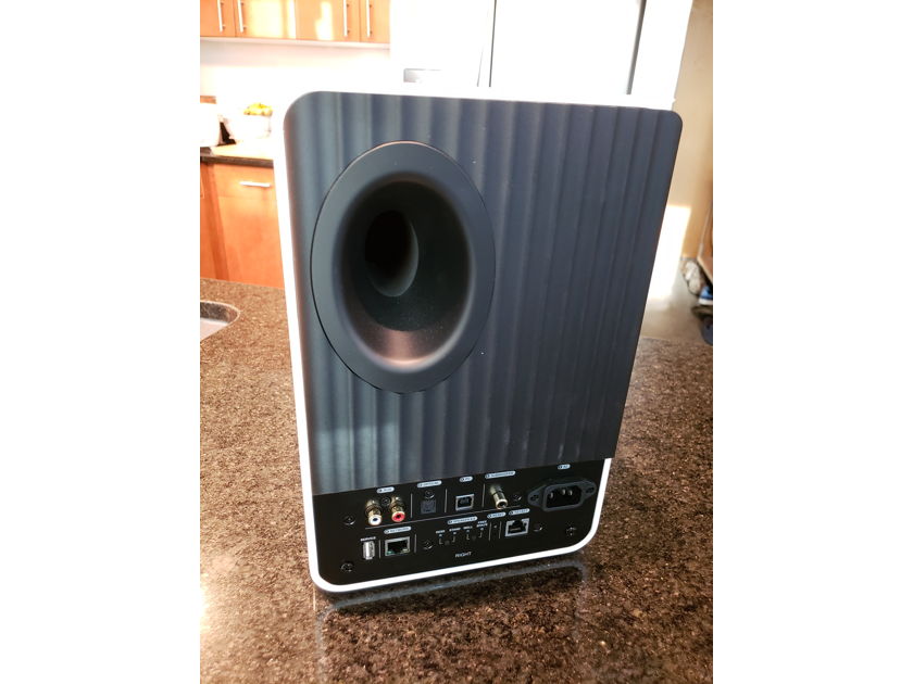 KEF LS50W - PRICE REDUCED