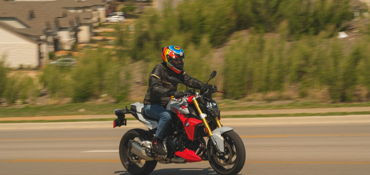 2020 BMW F 900 R motorcycle for rent near Leander, TX