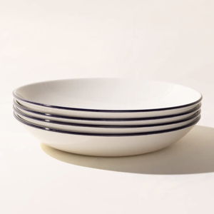 Entrée Bowls with Navy rim - 4 Pack