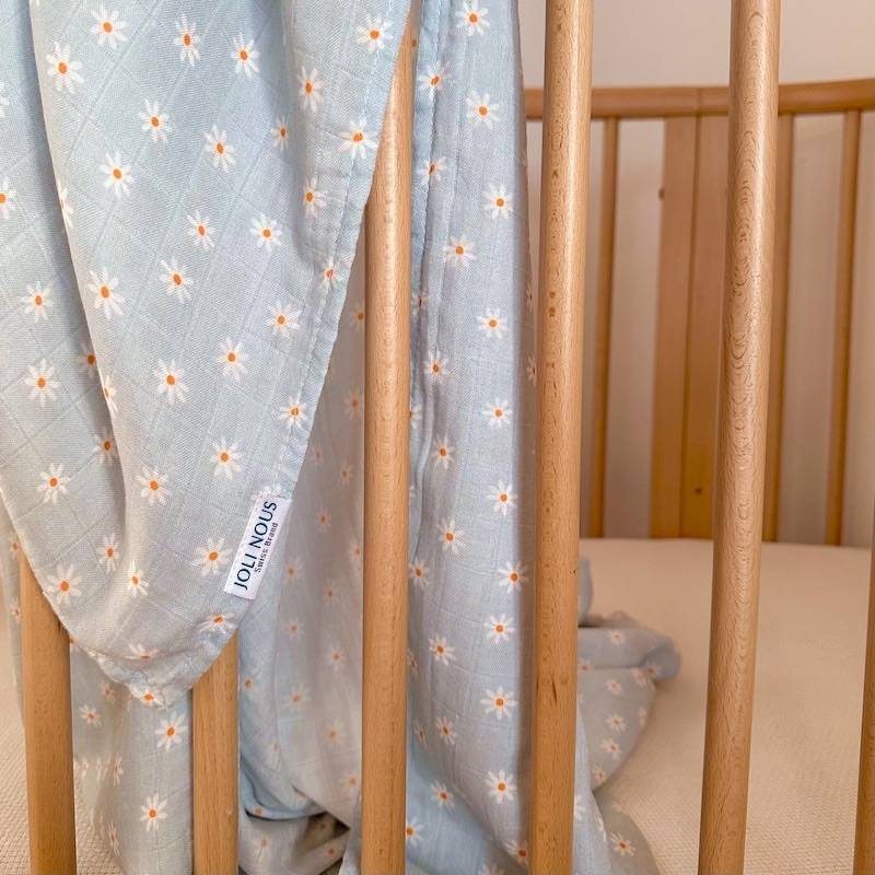 lange xl marguerites bleu orange blanc joli nous swiss made marque suisse enfant bébé  cadeau naissance personnalisation broderie