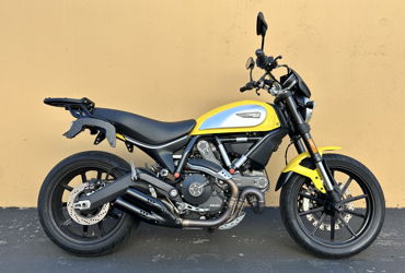 2015 DUCATI SCRAMBLER ICON motorcycle for rent near San Francisco, CA