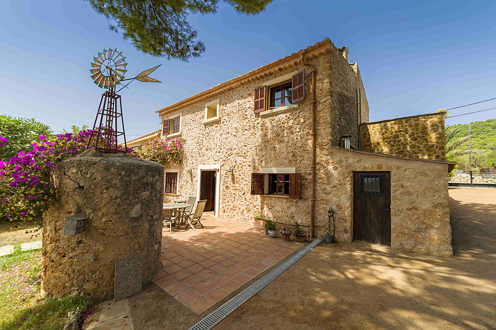  Balearic Islands
- country house in Santa Eugenia.jpg