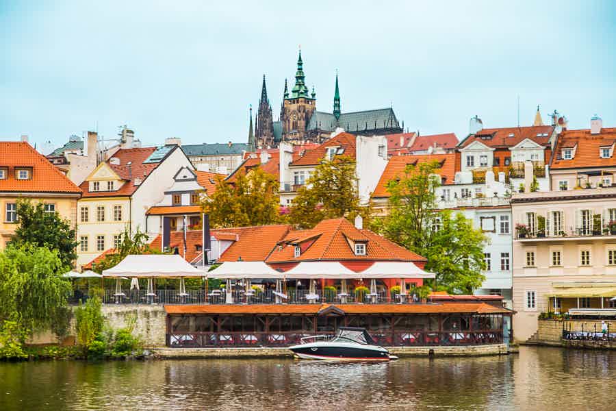 Budapest to Prague with 2 hours for sightseeing - photo 4