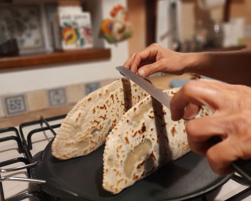 Corsi di cucina Rimini: Corso di cucina sulla piadina romagnola e i cassoni 