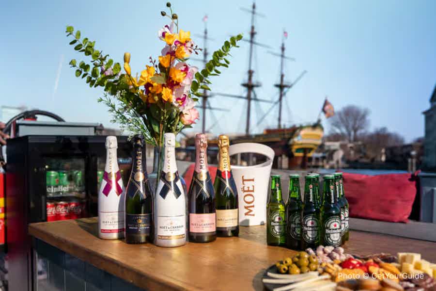 Private Luxury Cruise with Drinks & Silent Disco - photo 1