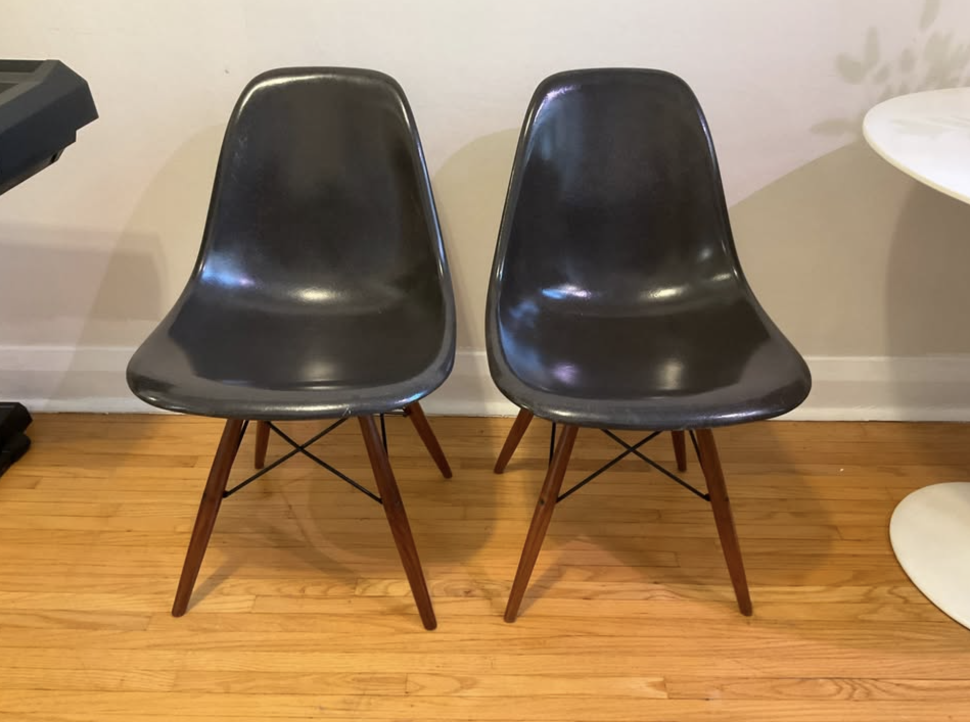 Modernica Case Study chairs (Fiberglass Eames Eiffel chairs) thumbnail