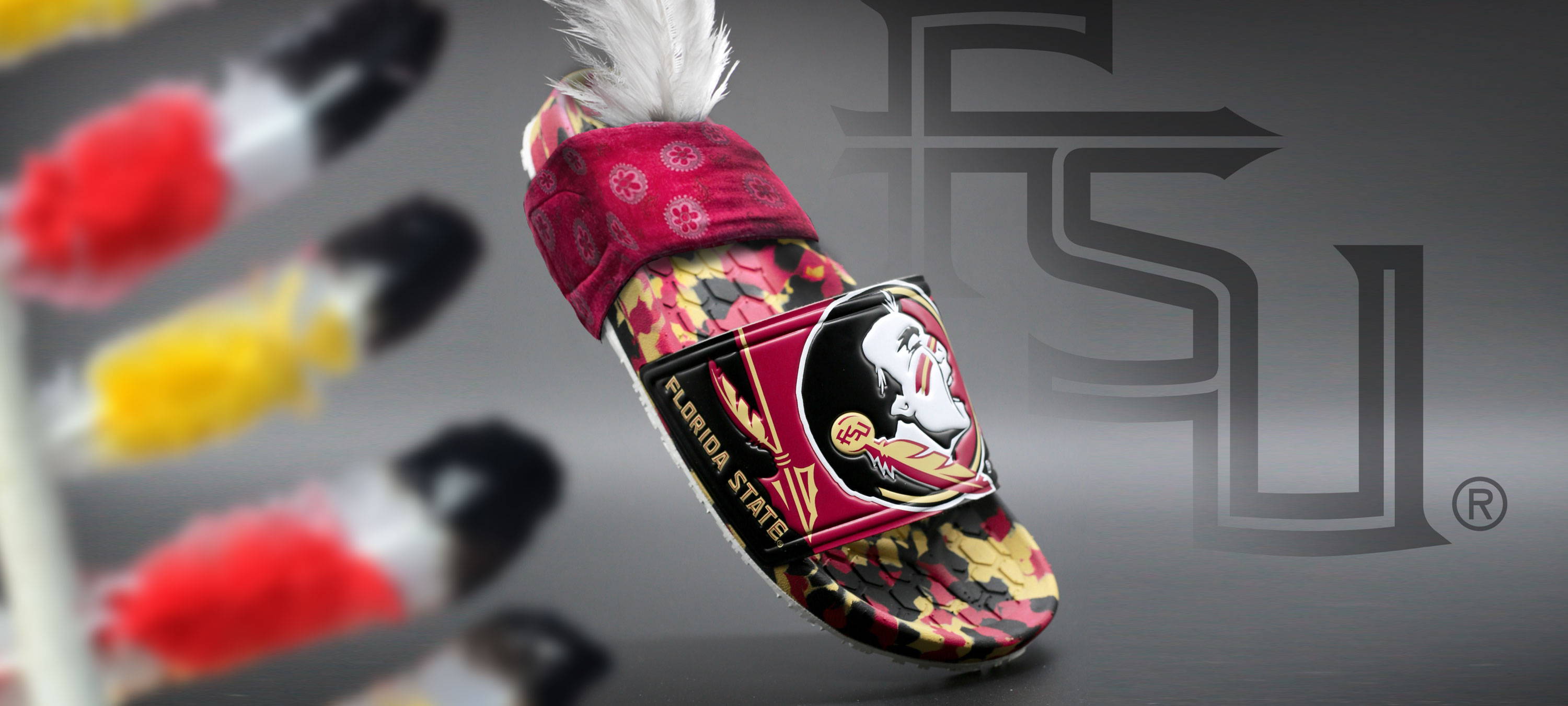 University of Louisville White Slydr Pro – The Hype Company