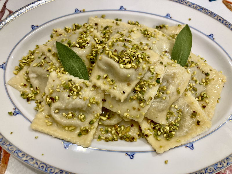 Cursos de cocina Catania: Clase de cocina: pasta y tiramisú 