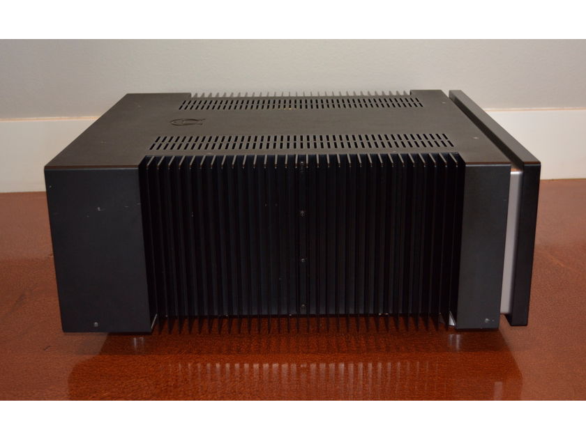 Primare A-32 2 channel 250W amplifier- spectacular - see pics!