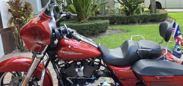 2020 HARLEY-DAVIDSON STREET GLIDE motorcycle for rent near Orlando, FL