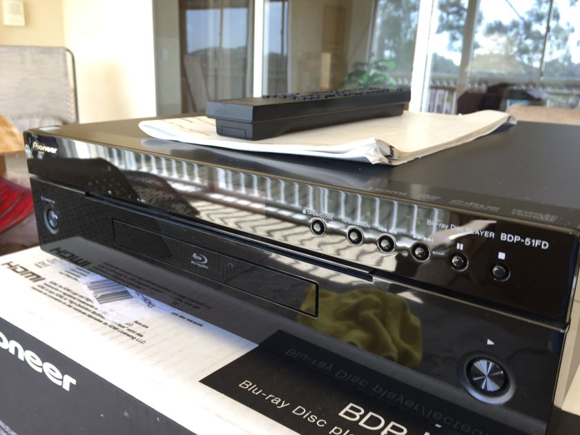 Pioneer BDP51FD  Blu-ray disc player