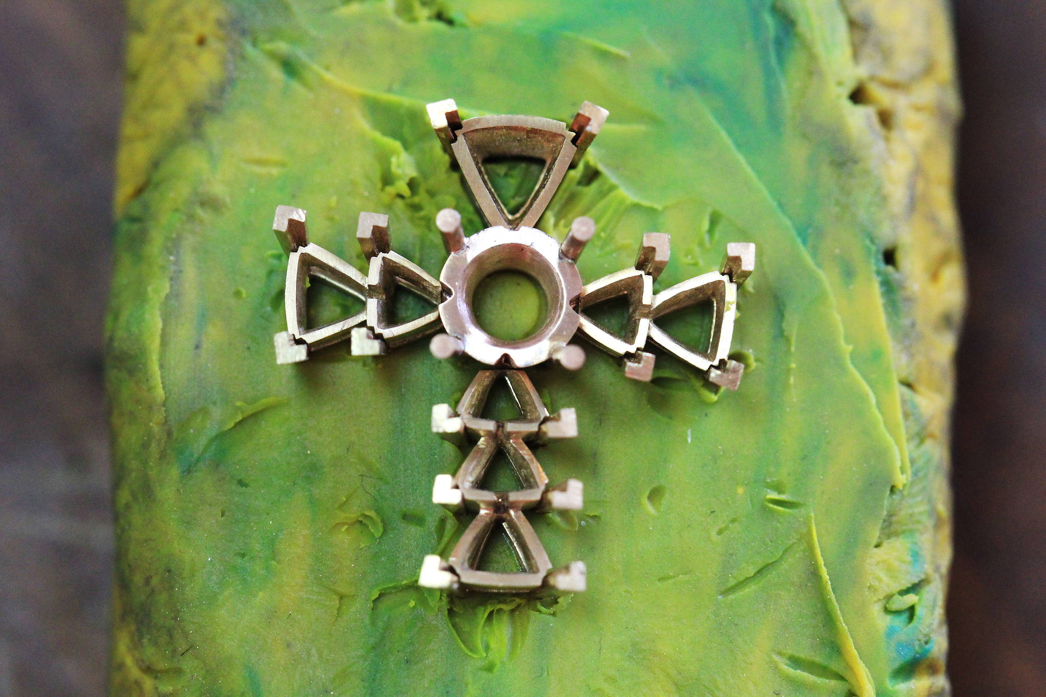 The Trinity Diamond Cross making process