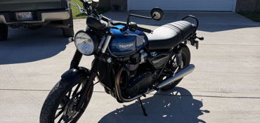 2022 TRIUMPH STREET TWIN motorcycle for rent near Greeneville, TN