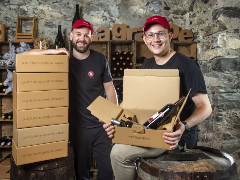 Cofondateurs de lagrappe.ch en Une du Nouvelliste