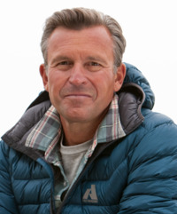 Ed Viesturs lent his unimpeachable credentials and storytelling abilities to the affair.