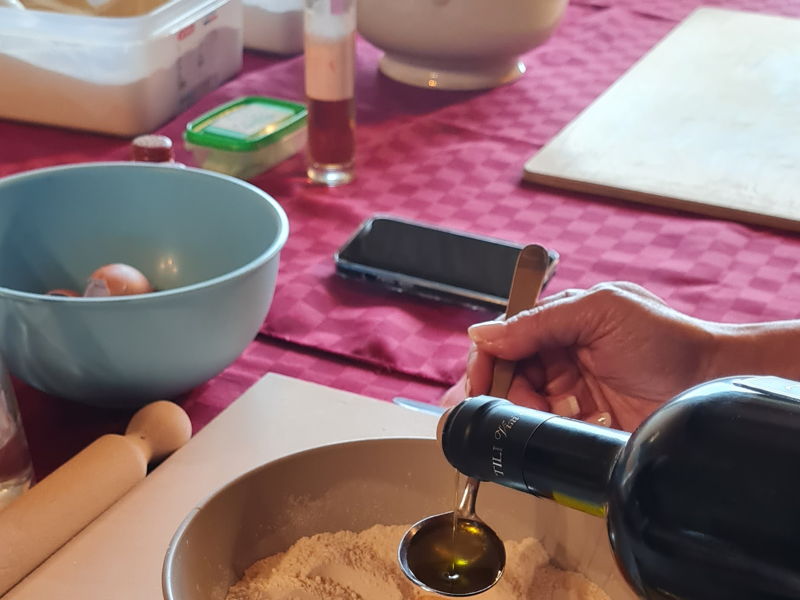 Cooking classes Assisi: Umbrian cooking class and organic wine tasting in Assisi