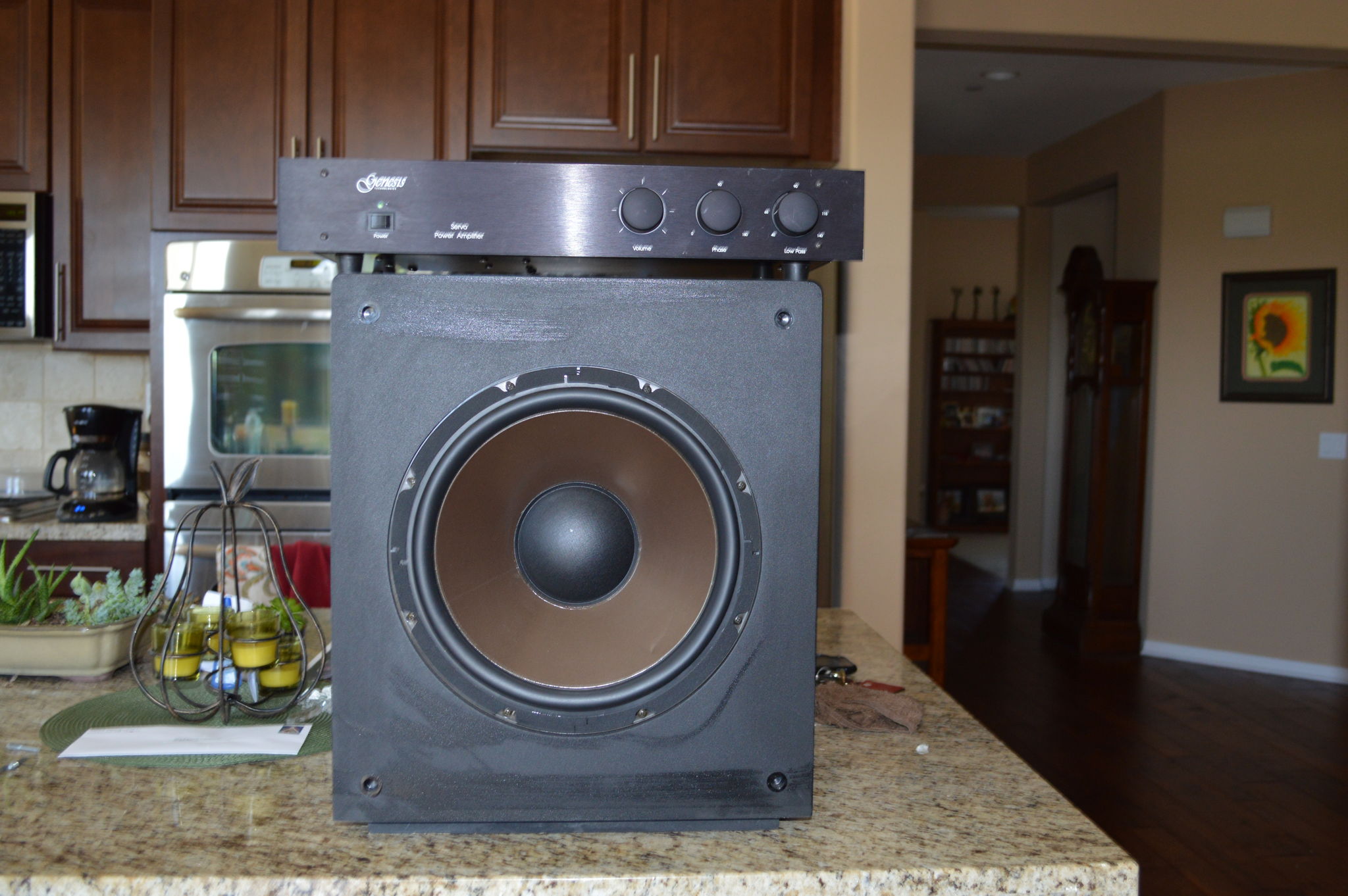 Genesis servo 12 store subwoofer