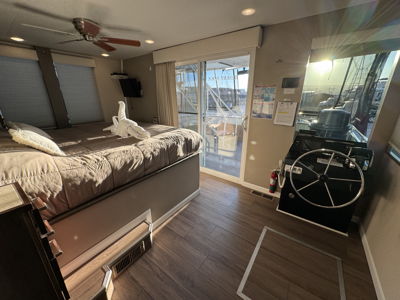 Boat Image 25