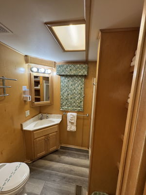 Boat Image 15