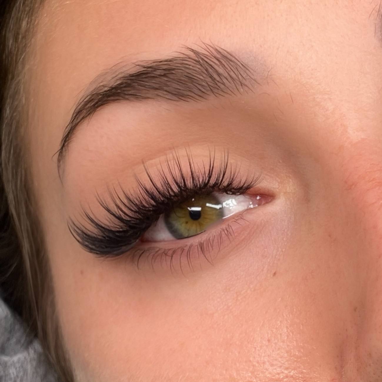 Sydney Lash Line - Image 5