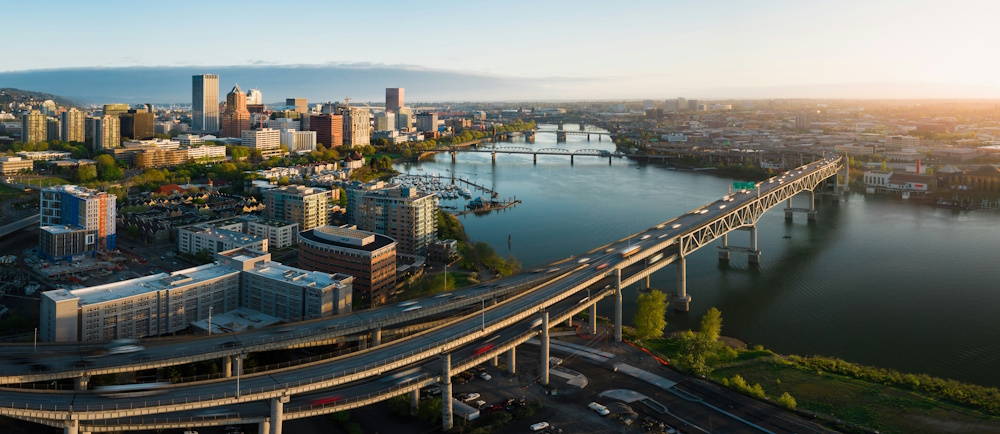 Panoramic aerial shot of the Marquam bridge in downtown Portland