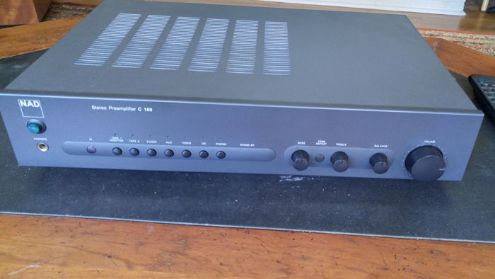 NAD C-160 Stereo Preamp with MM/MC Phono