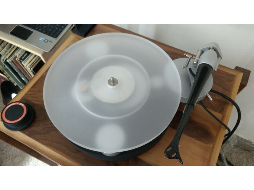 Wilson Benesch Circle turntable and 0.5 tonearm superb