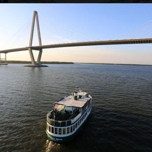 Tour of Charleston By Boat